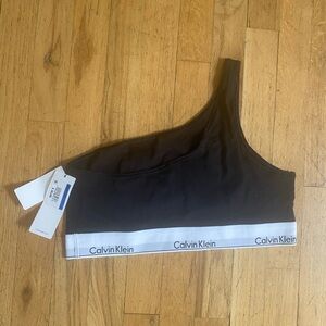 Calvin Klein one shoulder sports bar. Size xl. NWT